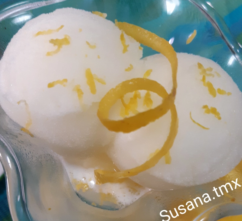 Sorbete de limón rápido con Thermomix