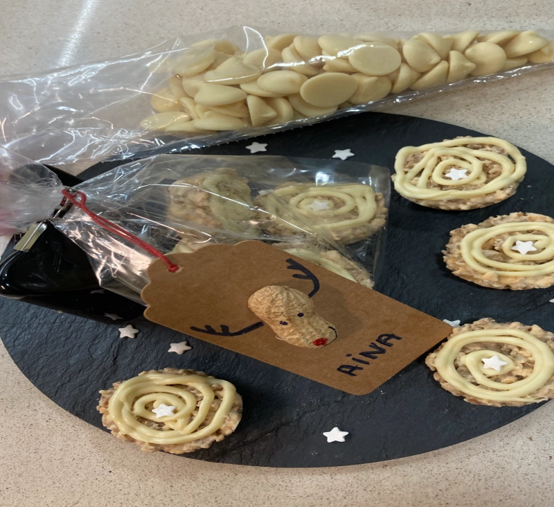 GALLETAS CRUGIENTES DE CHOCOLATE BLANCO CON THERMOMIX