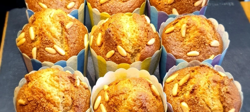 MAGDALENAS DE ESPELTA INTEGRAL Y PIÑONES by CARME RUSCALLEDA EN THERMOMIX®