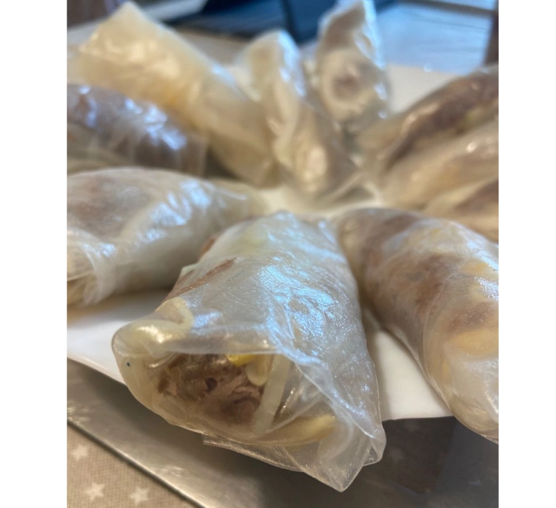 ROLLITOS FRÁOS CON SALSA DE CACAHUETES CON THERMOMIX