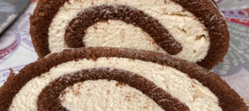 TIRAMISU EN BRAZO DE GITANO DE CHOCOLATE CON THERMOMIX