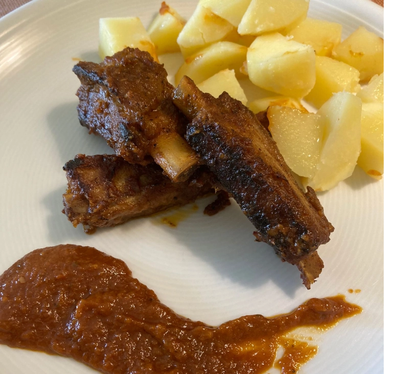 COSTILLAS DE CERDO CON SALSA BARBACOA (COCCION LENTA) CON THERMOMIX
