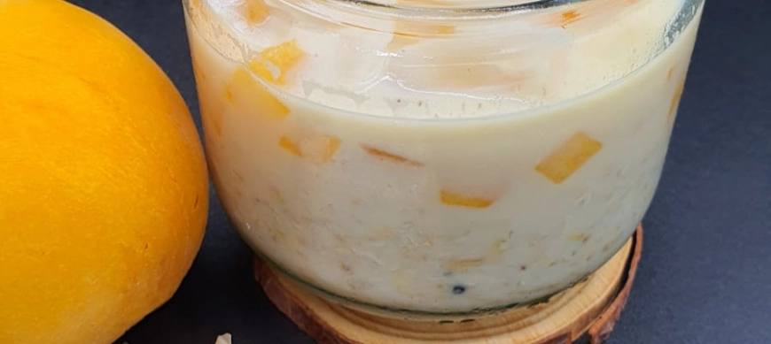 PORRIDGE DE AVENA INTEGRAL CON COCO Y MELOCOTON