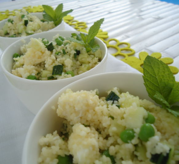 Ensalada de cuscús con guisantes y vinagreta de miel. Con Thermomix®