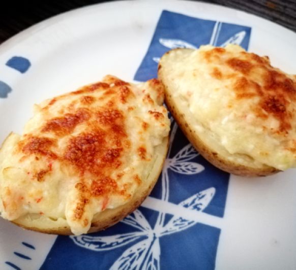 Patatas rellenas de gambas
