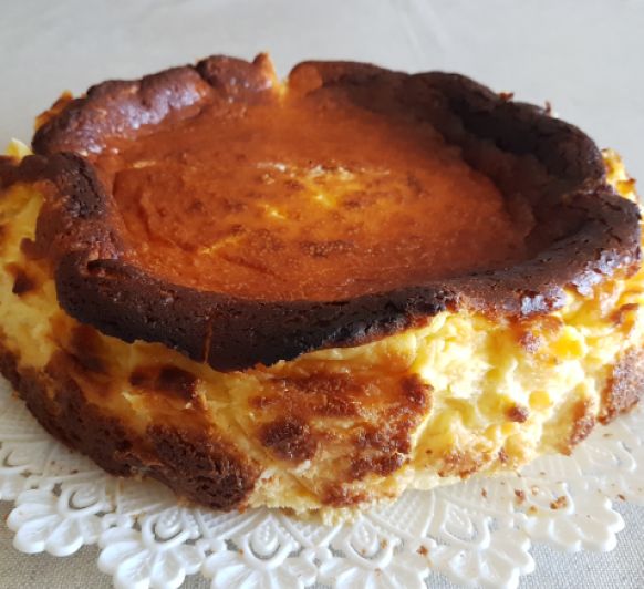 Tarta de queso estilo '' La Viña'' con Thermomix® , muy jugosa