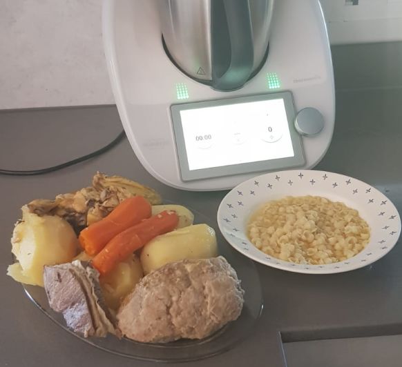 Escudella a la catalana (Cocido a la catalana)