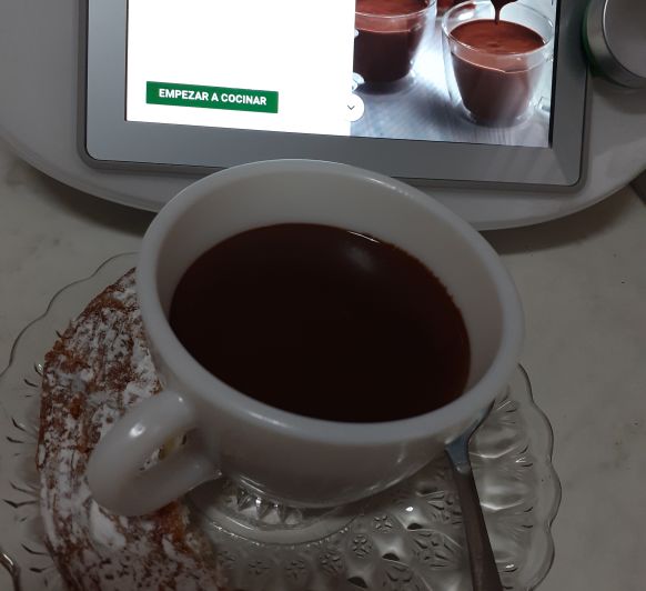CHOCOLATE A LA TAZA