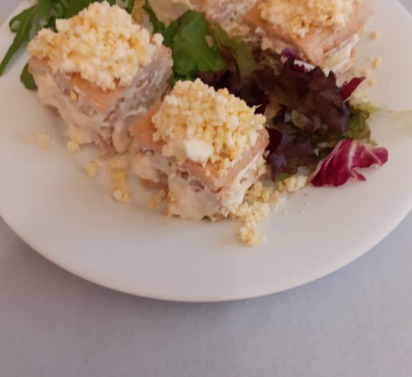 SANDWICH DE ESPARRAGOS Y ATUN