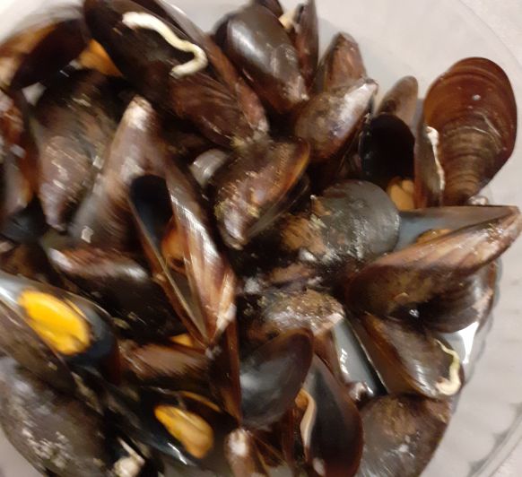MEJILLONES AL VAPOR