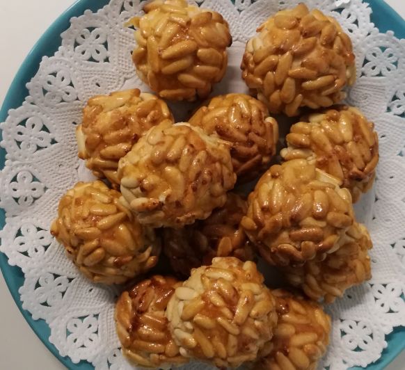Panellets