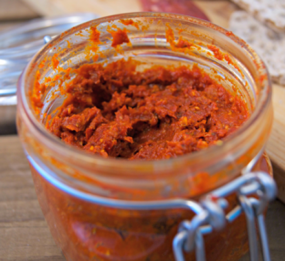 sobrasada vegana de tomates y frutos secos, con Thermomix®