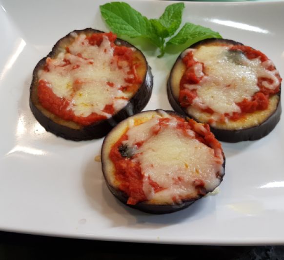 Mini pizzas de berenjena