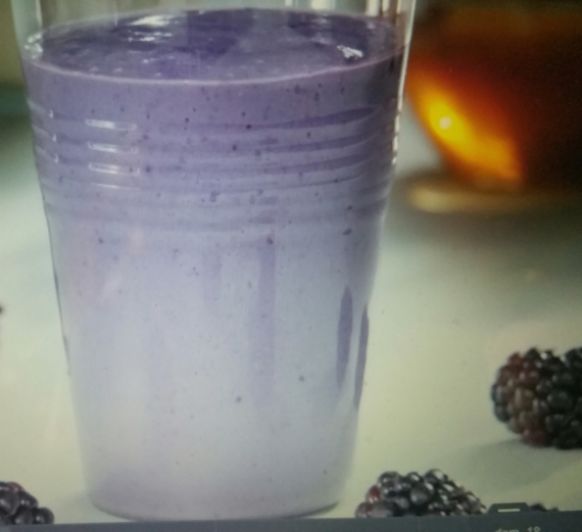 smoothie de queso y moras